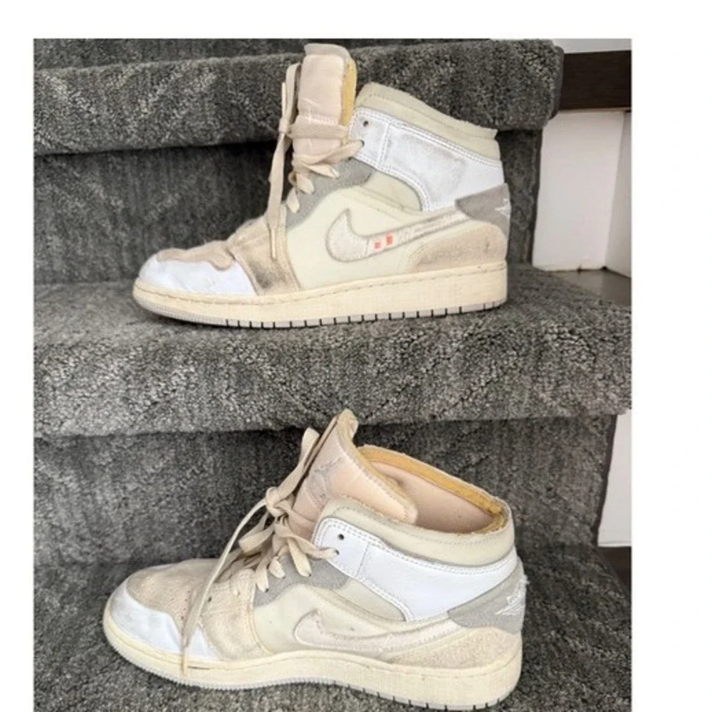Nike Air Jordan 1 Mid SE Craft Inside‎ Out Sneakers Shoes Beige Grey Size 6Y
